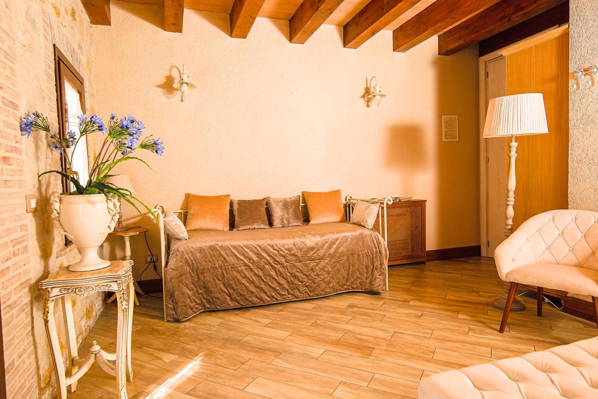 Relais Garden Cactus B&B Favara Exteriör bild